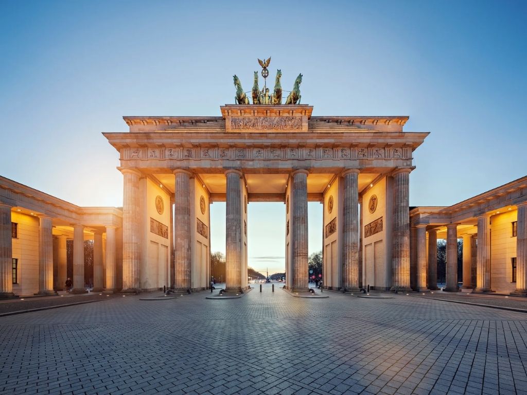Möbeltaxi Berlin Brandenburg – Günstiger Möbeltransport & Umzug